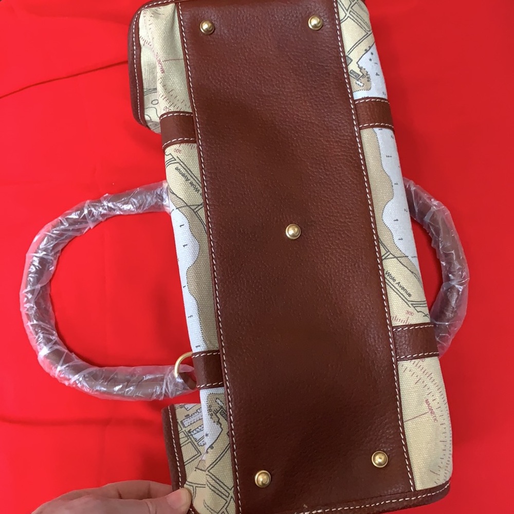 Nantucket Harbor Nautical Chart Purse from Murray’s Toggle Shop. NWT! - Picture 7 of 12